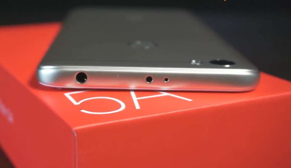 верхняя грань Xiaomi Redmi Note 5A Prime