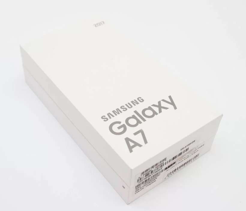 Samsung Galaxy A7 Коробка