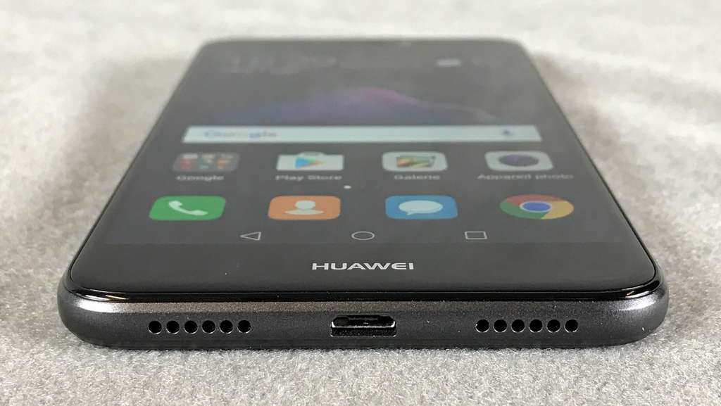 Huawei P8 Lite 2017 нижний торец