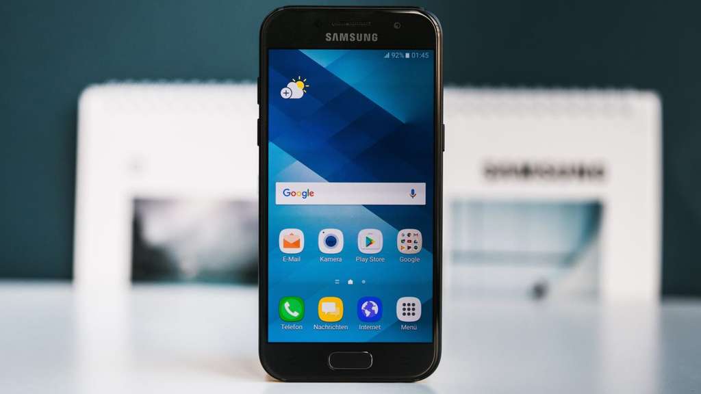 Обзор Samsung Galaxy A3 (2015)