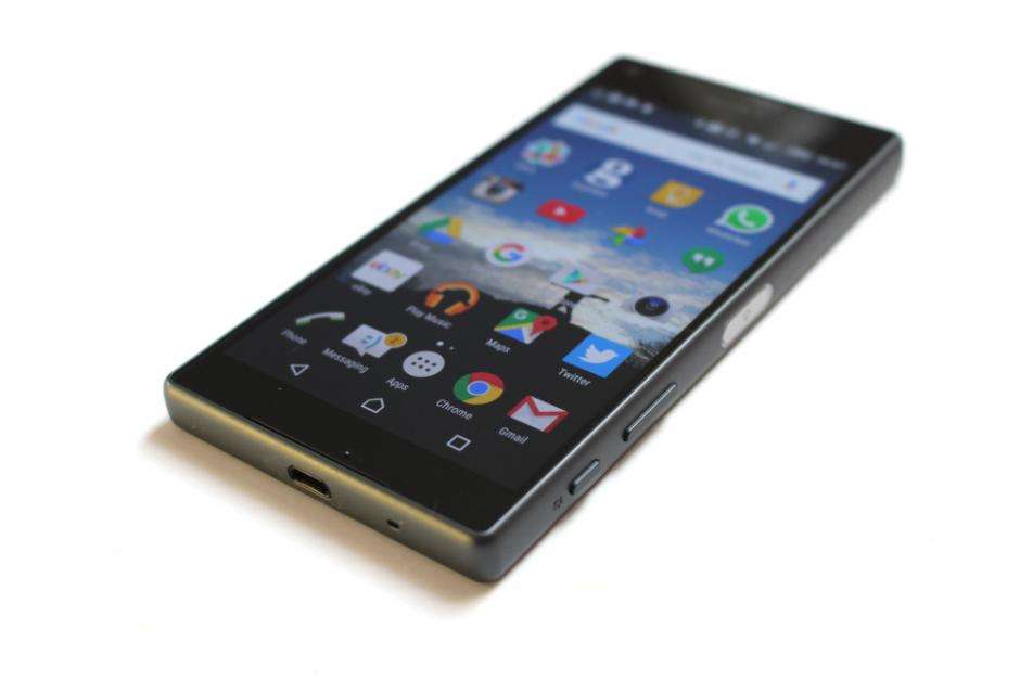 Sony Xperia Z5 Compact – миниатюрный смартфон с мощной начинкой