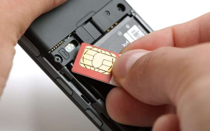 Проверка правильности установки SIM-карт
