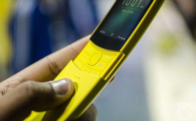 Обзор кнопочного «бананофона» Nokia 8110 4G